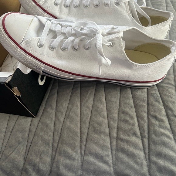 Converse - Picture 4 of 8